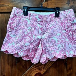 LILLY PULITZER  BUTTERCUP SHORTS SIZE 8. $40 was 85.